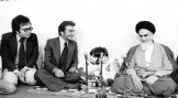 لاله و لادن بیژنی در کنار امام خمینی