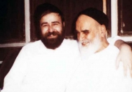 حاج‌احمدآقا شاگرد امام، محافظ امام و مطیع محض امام بود