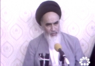 لزوم حفظ روحیه انقلابی‌