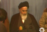 دانشگاه جوانان را از این غربزدگی نجات بدهد