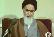 نباید یکسره ملت را به باد انتقاد بکشند