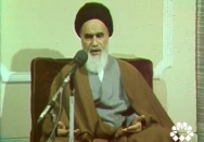 از خدای تبارک و تعالی عظمت ملت شریف اسلام را خواهان هستم