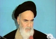 انتقاد از نویسندگانی که در پی دلسردی ملتند