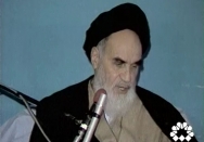 در تمام فطرتها بی‌استثنا، عشق به کمال مطلق است