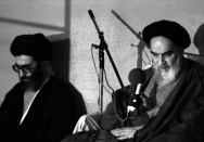 امام و آیت الله خامنه ای