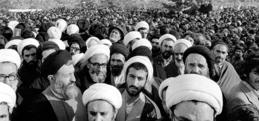 بنی صدر به اخباری دلخوش بود که از فوت قریب الوقوع امام حکایت می کرد