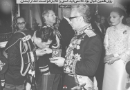 شاه خودش را همه ملت میدانست و برای دیگران ارزش قائل نبود، همین اسباب این شد که به این ملت آن خیانت ها را کرد