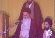 ولیّ کفار طاغوت است