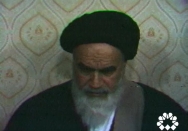 شیطان بزرگ در برابر ملتهای مسلمان‌