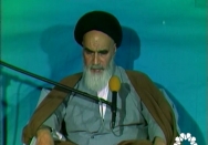 به کارهای خودتان ادامه دهید