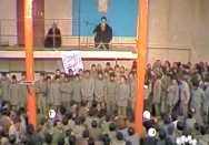 شهید نظر می‌کند به‌ وجه الله