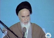 مردم از مجلس و از دولت، مادامی که بر طریقه اسلام باشد، طرفداری می‌کنند