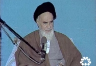آن که مکتبی را مسخره می‌کند اسلام را مسخره می‌کند