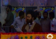 خمینی دست یکایک شما را می‌بوسد