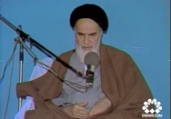 توطئه دشمن برای منزوی کردن روحانیت‌