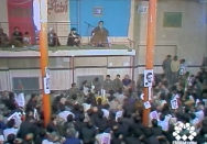 امروز آنی که برای شما فایده دارند این ملت پابرهنه است