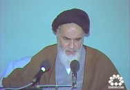 از آسمان کسی نمی‌آید این مملکت را اصلاح کند