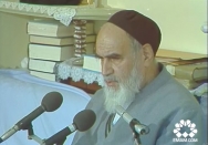 من خجالت می‌کشم که اینها چه می‌گویند، ما چه می‌گوییم