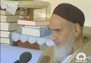 پیغمبر اسلام برای اینکه مردم تربیت نمی‌شدند غصه می‌خورد
