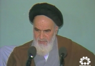 با وحدت کلمه و اخوت ایمانی محکم بایستیم