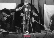 تا آنجایی که دست اجانب در مملکت ما یک چیزی دارد، نهضت ما ادامه دارد