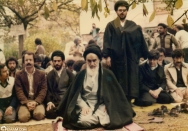 نماز جماعت در نوفل لوشاتو