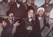 این دنیا چند روزش آمده پیش شما، این را خدمت کنید تا آبرومند باشید پیش خدا